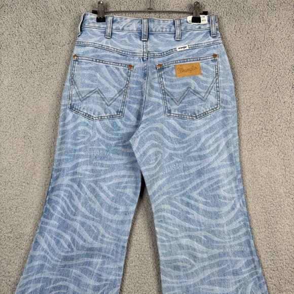 Wrangler Jeans Womens 26x34 Light Wash Wanderer 622 High Rise Flare Full Length - Picture 5 of 14